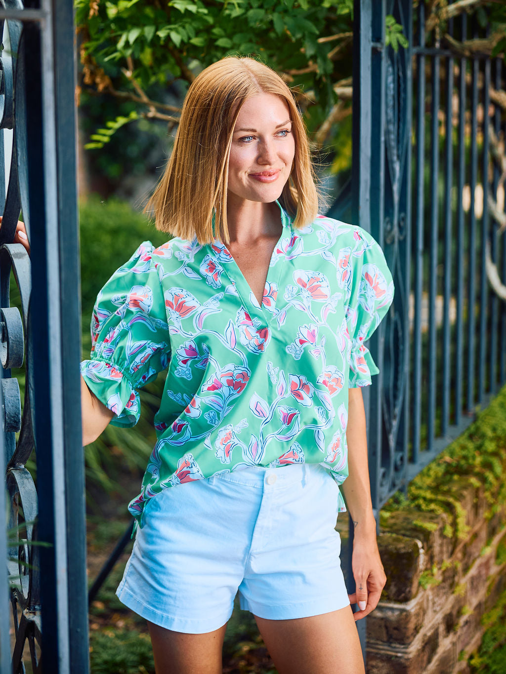 Tops – Mary Square