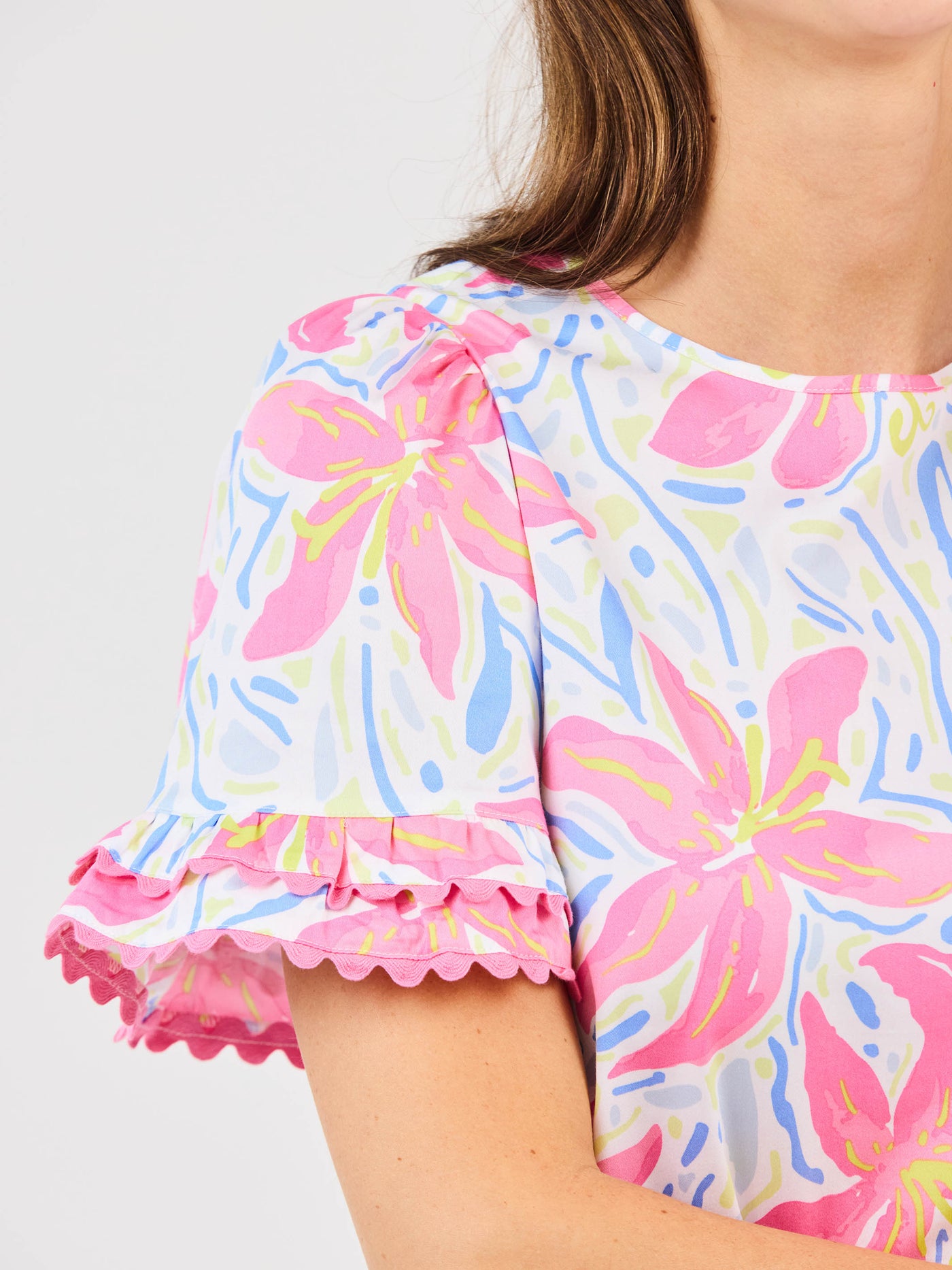 FINAL SALE - Cassidy Top | Hibiscus Harmony White