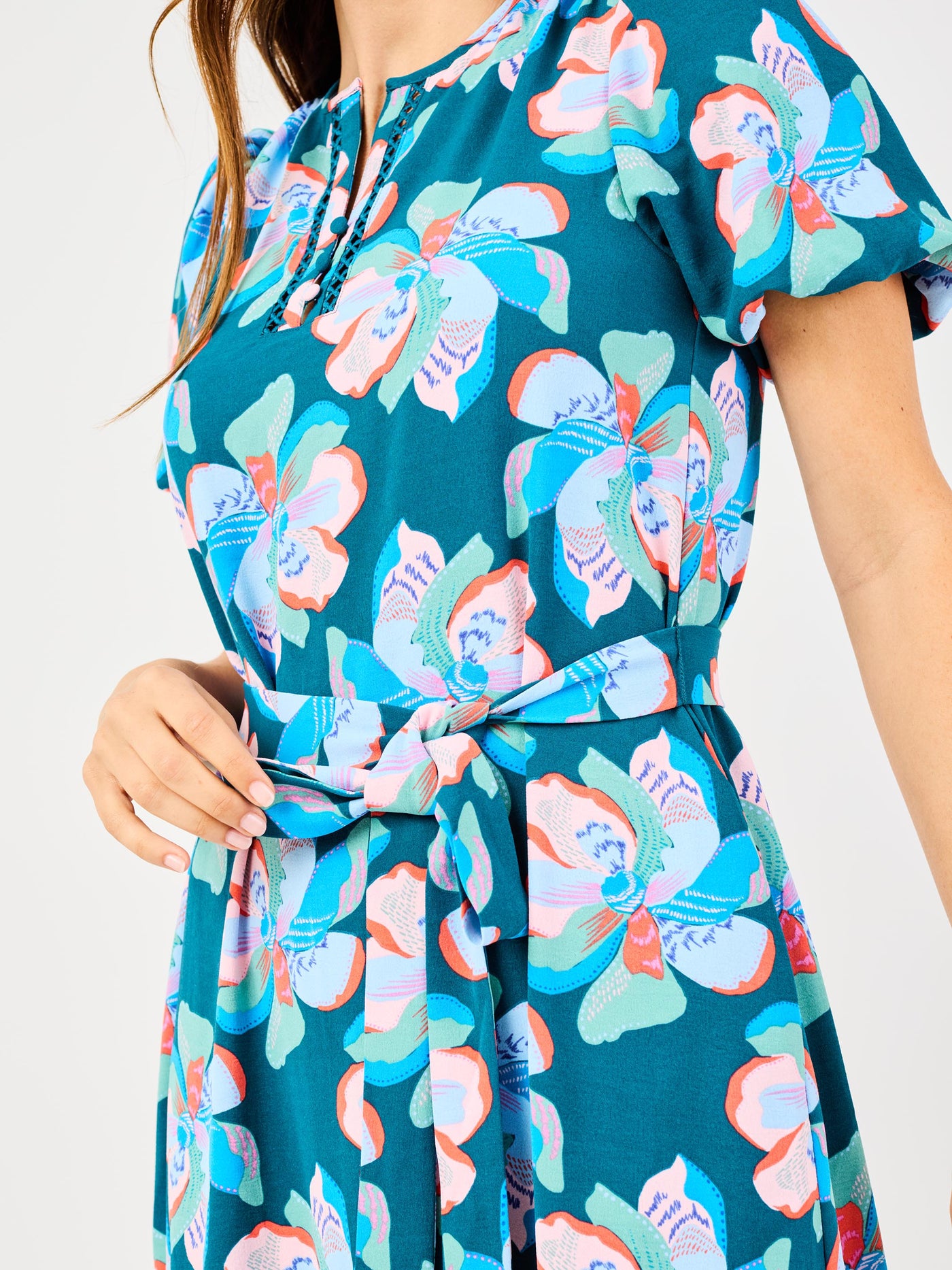 Camila Dress | Center Stage Green