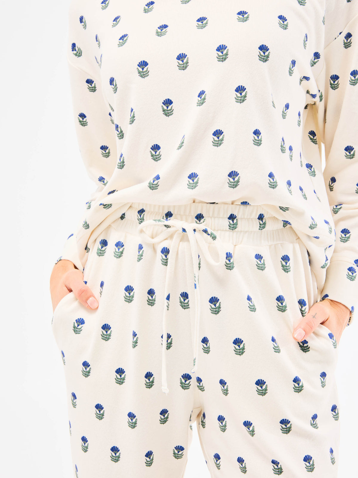 Sophie Jogger Pants Set | Floral Foulard Navy