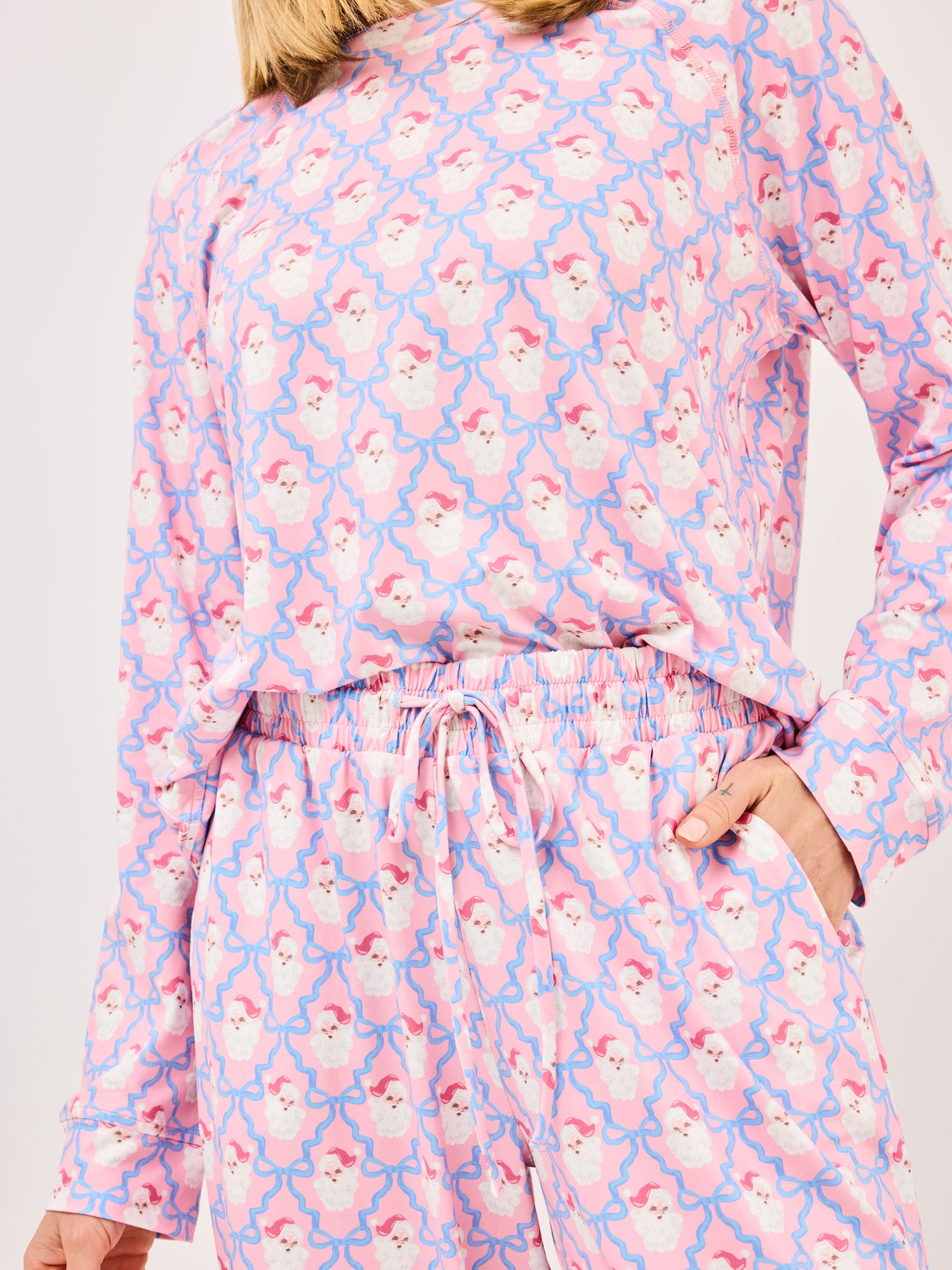 Women's Annie Pants Set | Santa Baby Bows