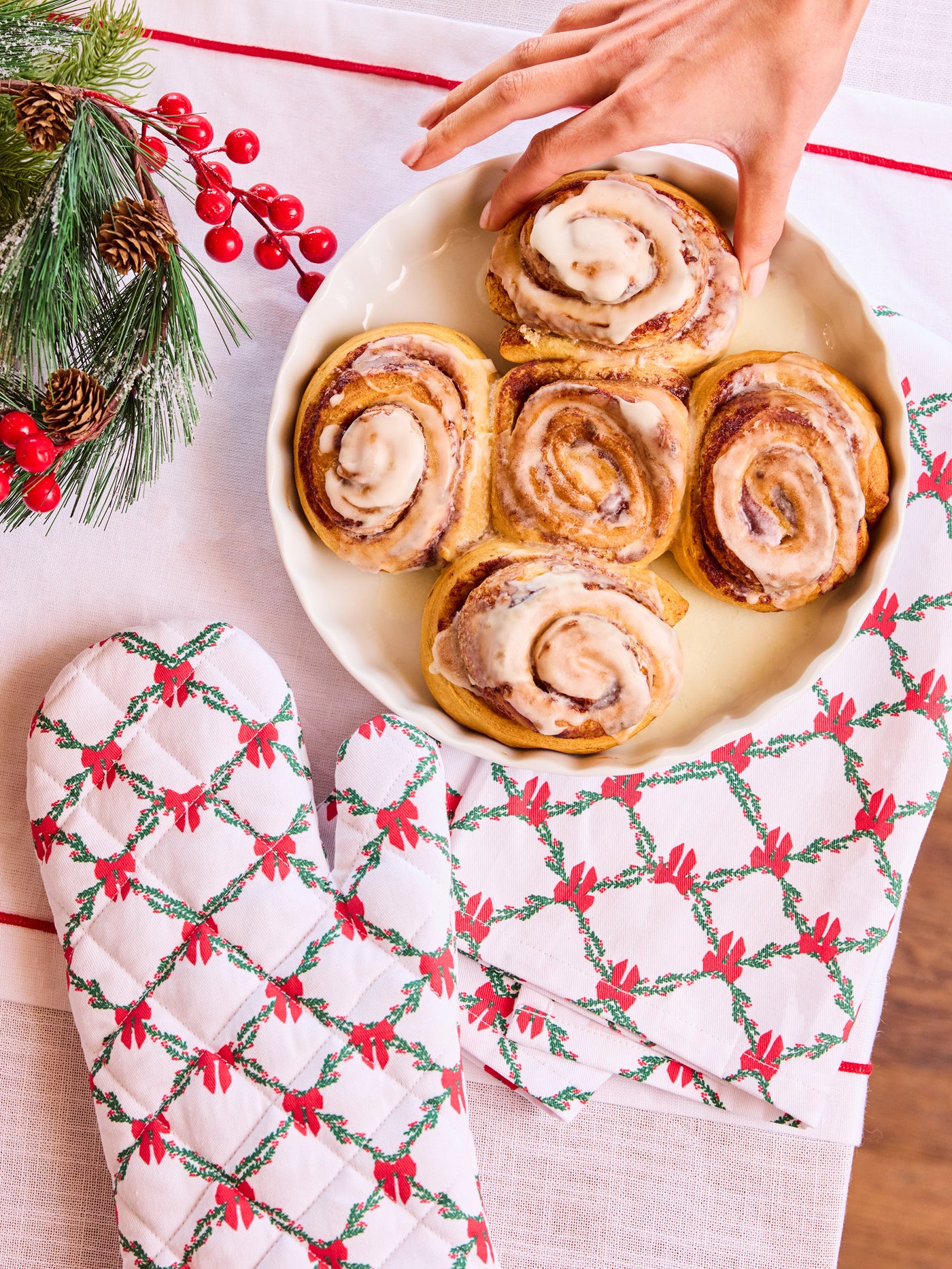 Tea Towel | Holiday Trellis