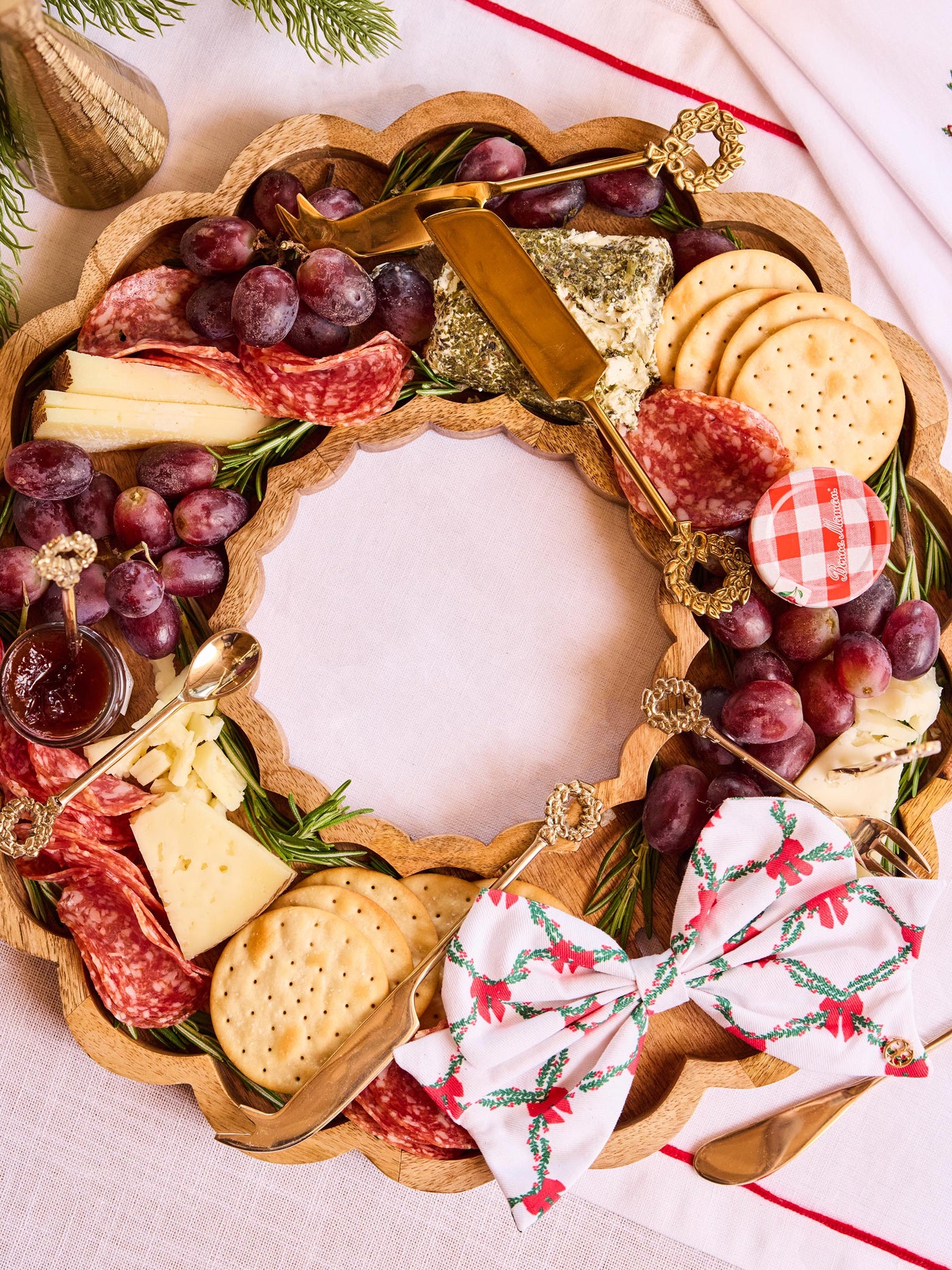 Magnetic Bow Board | Wreath