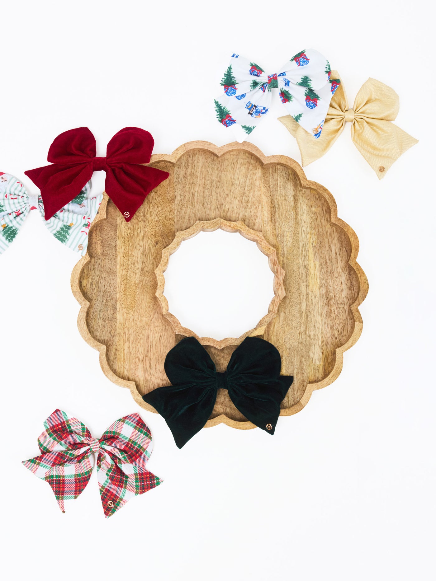 Magnetic Bow Board | Wreath