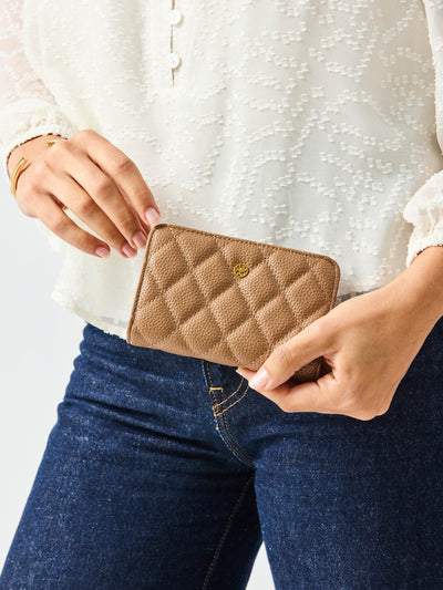 Essential Quilted Wallet | Camel