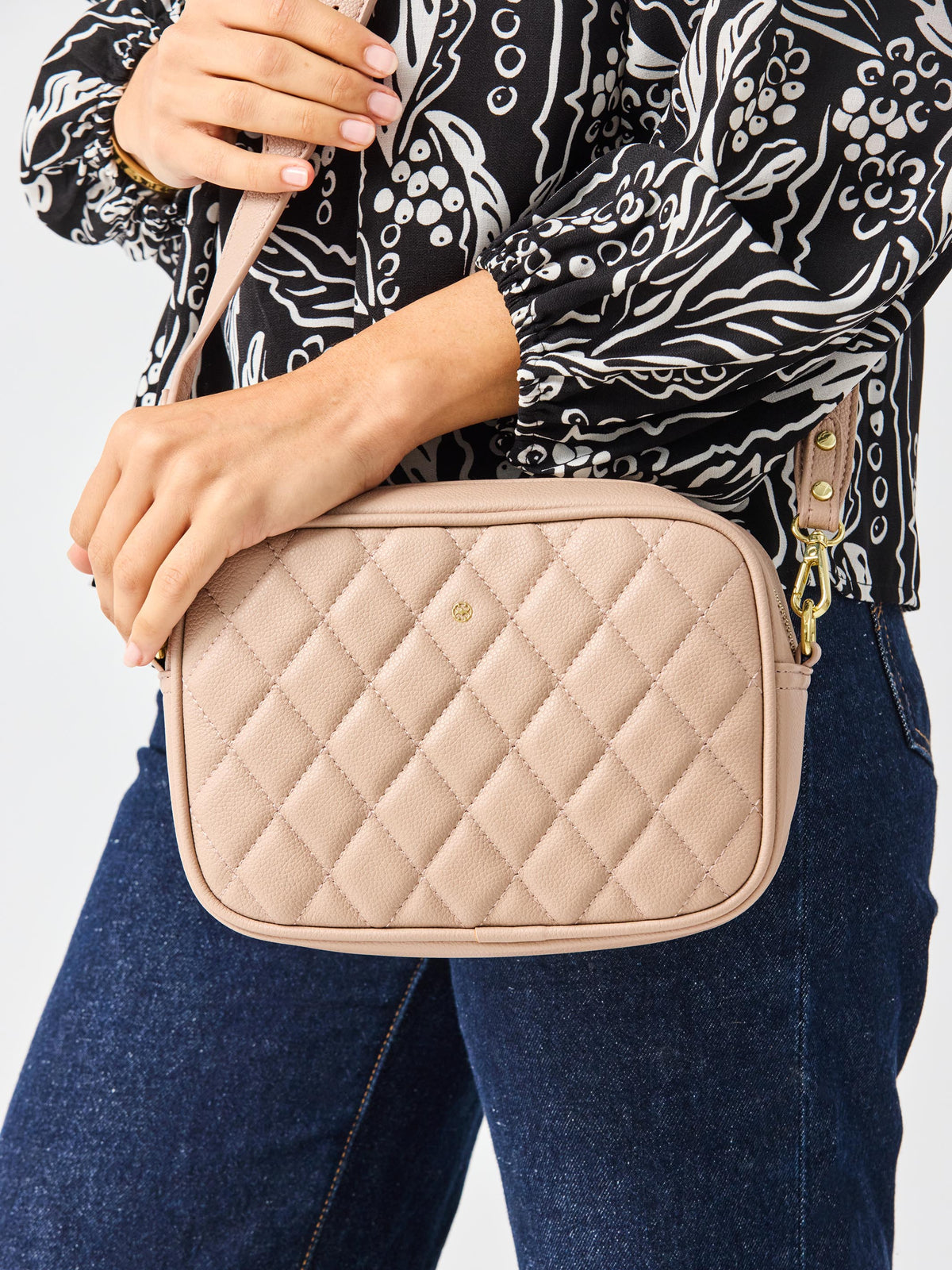 Essential Quilted Crossbody Bag | Tan